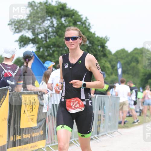 22.06.2025 - Viking Triathlon H.Heesch http://msf.ph/oto/8108030 22.06.2025 14:42:33 Laufen 163, 606 meine-sportfotos.de