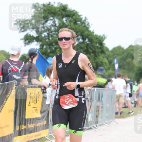 22.06.2025 - Viking Triathlon H.Heesch http://msf.ph/oto/8108045 22.06.2025 14:42:33 Laufen 163, 606 meine-sportfotos.de
