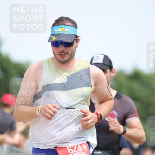 22.06.2025 - Viking Triathlon H.Heesch http://msf.ph/oto/8108054 22.06.2025 14:03:04 Laufen 61, 142, 402, 557, 623 meine-sportfotos.de