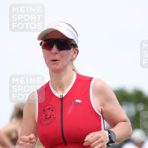 22.06.2025 - Viking Triathlon H.Heesch http://msf.ph/oto/8108074 22.06.2025 14:24:40 Laufen 38, 84, 261, 336, 393 meine-sportfotos.de