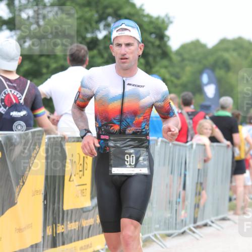 22.06.2025 - Viking Triathlon H.Heesch http://msf.ph/oto/8108075 22.06.2025 14:32:56 Laufen 90 meine-sportfotos.de