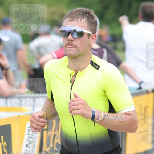 22.06.2025 - Viking Triathlon H.Heesch http://msf.ph/oto/8108096 22.06.2025 14:33:10 Laufen 312 meine-sportfotos.de