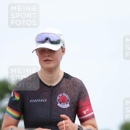 22.06.2025 - Viking Triathlon H.Heesch http://msf.ph/oto/8108123 22.06.2025 14:24:57 Laufen 19, 251 meine-sportfotos.de