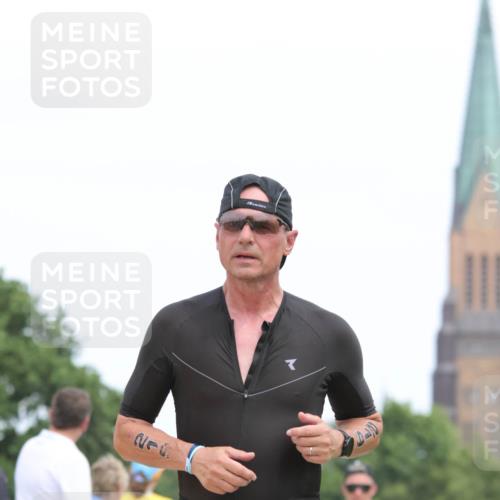22.06.2025 - Viking Triathlon H.Heesch http://msf.ph/oto/8108187 22.06.2025 14:25:40 Laufen 219, 428, 506 meine-sportfotos.de