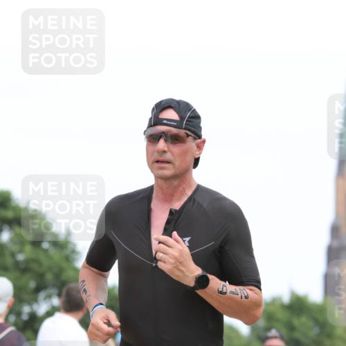 22.06.2025 - Viking Triathlon H.Heesch http://msf.ph/oto/8108193 22.06.2025 14:25:40 Laufen 219, 428, 506 meine-sportfotos.de