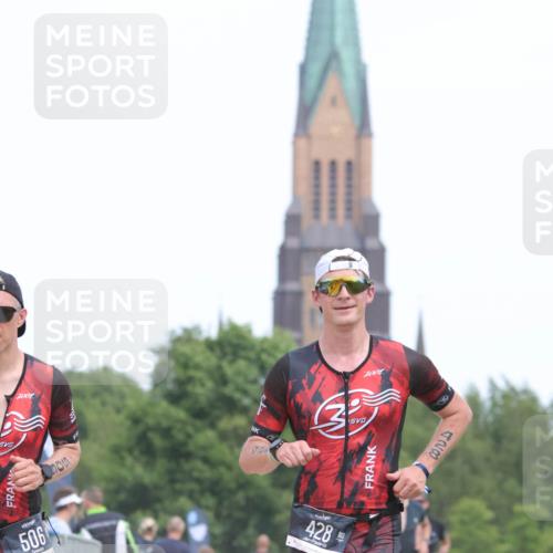 22.06.2025 - Viking Triathlon H.Heesch http://msf.ph/oto/8108202 22.06.2025 14:25:42 Laufen 188, 219, 428, 506, 529 meine-sportfotos.de