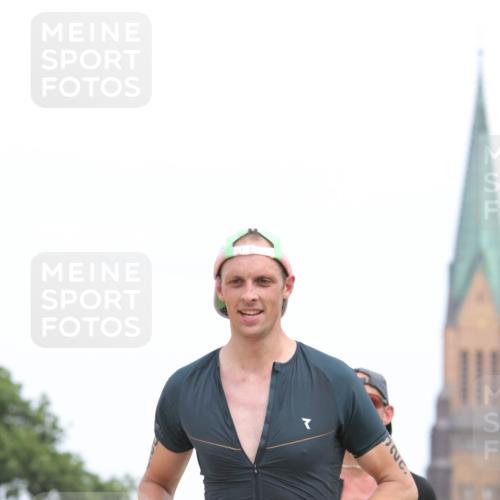 22.06.2025 - Viking Triathlon H.Heesch http://msf.ph/oto/8108223 22.06.2025 14:25:49 Laufen 127, 188, 529 meine-sportfotos.de