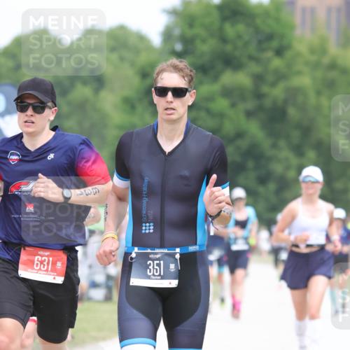 22.06.2025 - Viking Triathlon H.Heesch http://msf.ph/oto/8108226 22.06.2025 14:42:48 Laufen 313, 351, 603, 631 meine-sportfotos.de