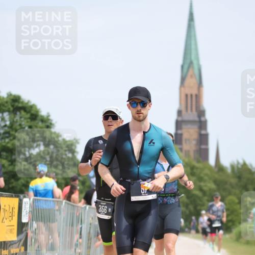 22.06.2025 - Viking Triathlon H.Heesch http://msf.ph/oto/8108235 22.06.2025 14:03:56 Laufen 57, 58, 157, 163, 166, 356 meine-sportfotos.de