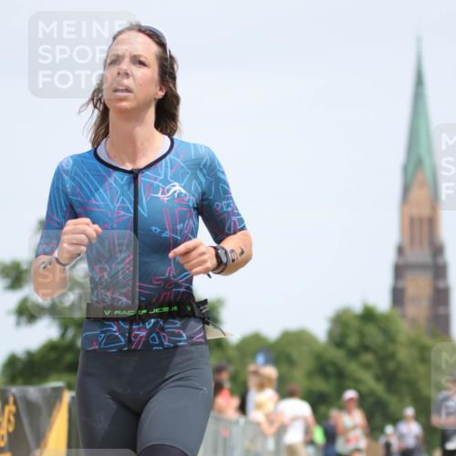 22.06.2025 - Viking Triathlon H.Heesch http://msf.ph/oto/8108254 22.06.2025 14:03:59 Laufen 1, 57, 58, 157, 166, 356, 500, 659 meine-sportfotos.de
