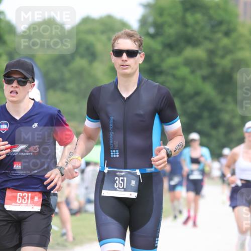 22.06.2025 - Viking Triathlon H.Heesch http://msf.ph/oto/8108256 22.06.2025 14:42:48 Laufen 313, 351, 603, 631 meine-sportfotos.de
