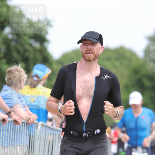 22.06.2025 - Viking Triathlon H.Heesch http://msf.ph/oto/8108359 22.06.2025 14:26:51 Laufen 113, 342 meine-sportfotos.de