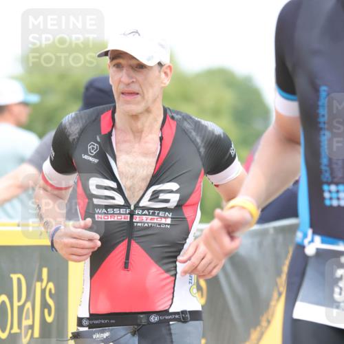 22.06.2025 - Viking Triathlon H.Heesch http://msf.ph/oto/8108374 22.06.2025 14:42:51 Laufen 313, 351, 603, 631 meine-sportfotos.de