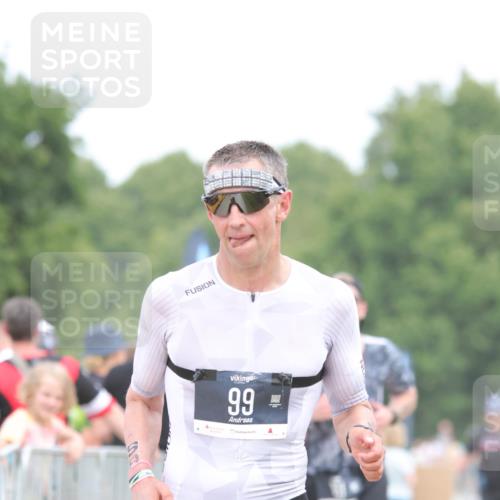 22.06.2025 - Viking Triathlon H.Heesch http://msf.ph/oto/8108423 22.06.2025 14:34:12 Laufen 24, 89, 99, 161 meine-sportfotos.de