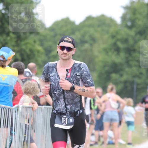 22.06.2025 - Viking Triathlon H.Heesch http://msf.ph/oto/8108449 22.06.2025 14:34:14 Laufen 24, 89, 99, 155, 161 meine-sportfotos.de