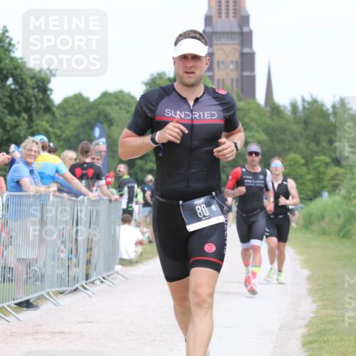 22.06.2025 - Viking Triathlon H.Heesch http://msf.ph/oto/8108463 22.06.2025 14:27:19 Laufen 80, 491, 535 meine-sportfotos.de