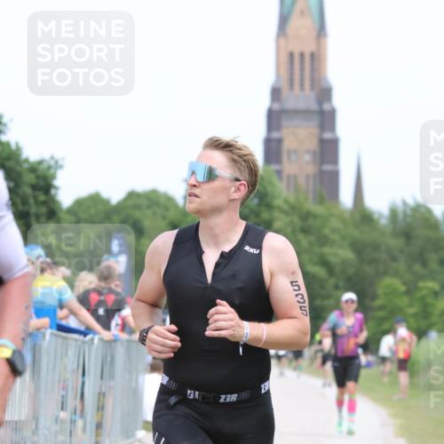 22.06.2025 - Viking Triathlon H.Heesch http://msf.ph/oto/8108472 22.06.2025 14:27:25 Laufen 215, 491, 535 meine-sportfotos.de