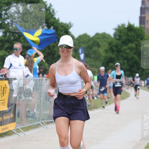 22.06.2025 - Viking Triathlon H.Heesch http://msf.ph/oto/8108473 22.06.2025 14:42:54 Laufen 313, 351, 495, 603, 631 meine-sportfotos.de