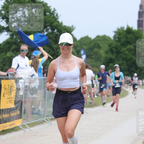 22.06.2025 - Viking Triathlon H.Heesch http://msf.ph/oto/8108482 22.06.2025 14:42:54 Laufen 313, 351, 495, 603, 631 meine-sportfotos.de