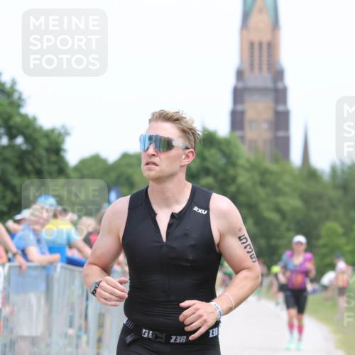 22.06.2025 - Viking Triathlon H.Heesch http://msf.ph/oto/8108484 22.06.2025 14:27:25 Laufen 215, 491, 535 meine-sportfotos.de