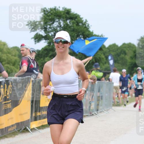 22.06.2025 - Viking Triathlon H.Heesch http://msf.ph/oto/8108493 22.06.2025 14:42:55 Laufen 313, 351, 495, 603 meine-sportfotos.de
