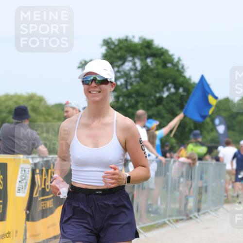 22.06.2025 - Viking Triathlon H.Heesch http://msf.ph/oto/8108521 22.06.2025 14:42:55 Laufen 313, 351, 495, 603 meine-sportfotos.de