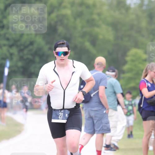 22.06.2025 - Viking Triathlon H.Heesch http://msf.ph/oto/8108525 22.06.2025 14:34:40 Laufen 21, 246 meine-sportfotos.de