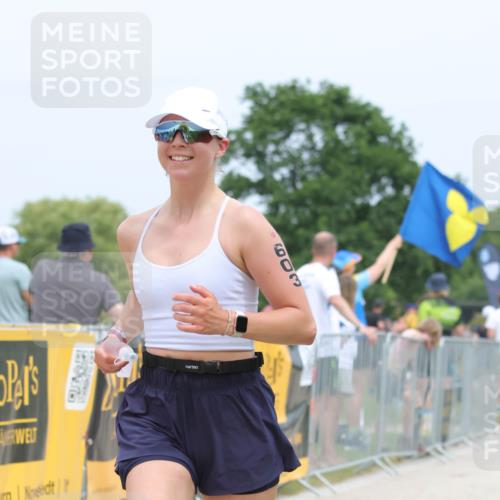 22.06.2025 - Viking Triathlon H.Heesch http://msf.ph/oto/8108530 22.06.2025 14:42:55 Laufen 313, 351, 495, 603 meine-sportfotos.de