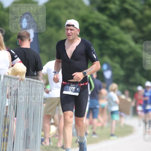 22.06.2025 - Viking Triathlon H.Heesch http://msf.ph/oto/8108564 22.06.2025 14:05:41 Laufen 176, 433, 631 meine-sportfotos.de