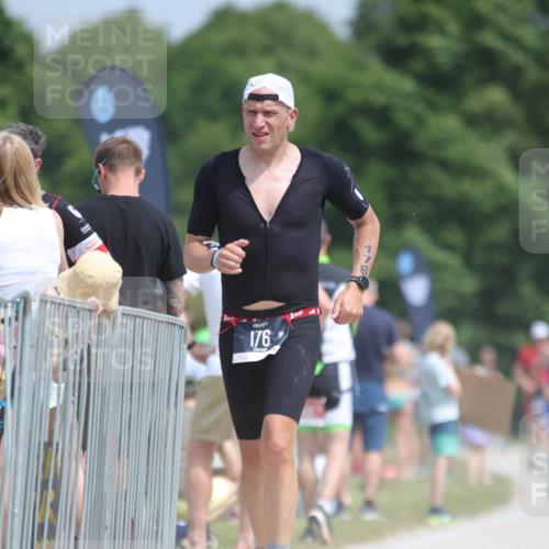 22.06.2025 - Viking Triathlon H.Heesch http://msf.ph/oto/8108571 22.06.2025 14:05:41 Laufen 176, 433, 631 meine-sportfotos.de