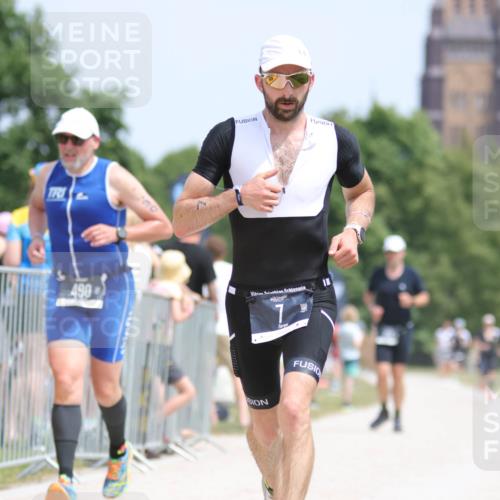 22.06.2025 - Viking Triathlon H.Heesch http://msf.ph/oto/8108611 22.06.2025 14:06:00 Laufen 7, 490 meine-sportfotos.de