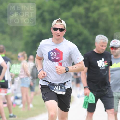 22.06.2025 - Viking Triathlon H.Heesch http://msf.ph/oto/8108615 22.06.2025 14:35:23 Laufen 241 meine-sportfotos.de