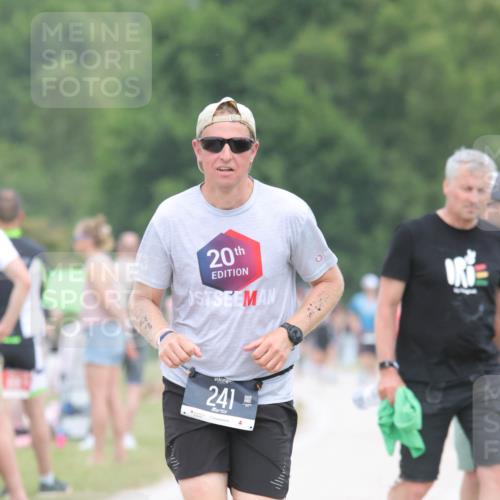 22.06.2025 - Viking Triathlon H.Heesch http://msf.ph/oto/8108618 22.06.2025 14:35:23 Laufen 241 meine-sportfotos.de