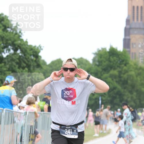 22.06.2025 - Viking Triathlon H.Heesch http://msf.ph/oto/8108640 22.06.2025 14:35:25 Laufen 241 meine-sportfotos.de