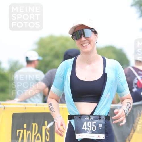 22.06.2025 - Viking Triathlon H.Heesch http://msf.ph/oto/8108698 22.06.2025 14:43:01 Laufen 284, 397, 495 meine-sportfotos.de