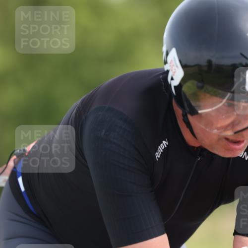 22.06.2025 - Viking Triathlon Yannick Fuchs http://msf.ph/oto/8108718 22.06.2025 11:32:42 Radfahren 8, 89, 115, 203, 462, 644, 653 meine-sportfotos.de