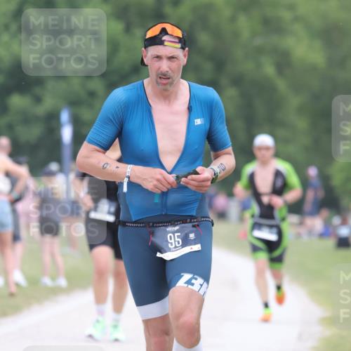22.06.2025 - Viking Triathlon H.Heesch http://msf.ph/oto/8108738 22.06.2025 14:36:08 Laufen 95, 222 meine-sportfotos.de