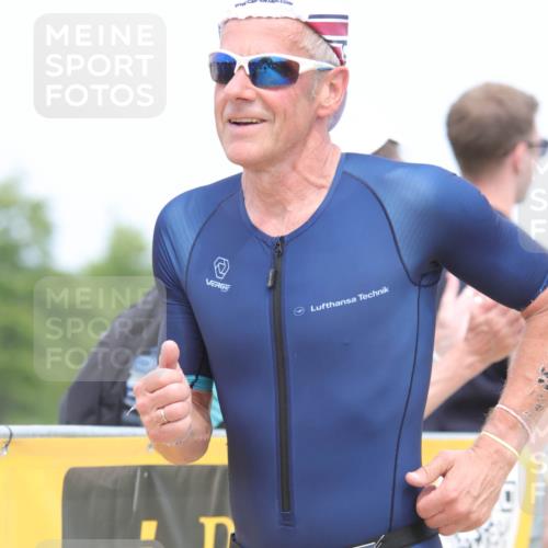 22.06.2025 - Viking Triathlon H.Heesch http://msf.ph/oto/8108750 22.06.2025 14:43:03 Laufen 284, 397, 495, 649 meine-sportfotos.de