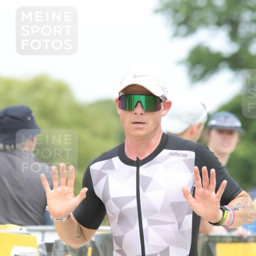 22.06.2025 - Viking Triathlon H.Heesch http://msf.ph/oto/8108755 22.06.2025 14:43:06 Laufen 284, 397, 495, 649 meine-sportfotos.de
