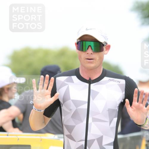 22.06.2025 - Viking Triathlon H.Heesch http://msf.ph/oto/8108764 22.06.2025 14:43:06 Laufen 284, 397, 495, 649 meine-sportfotos.de