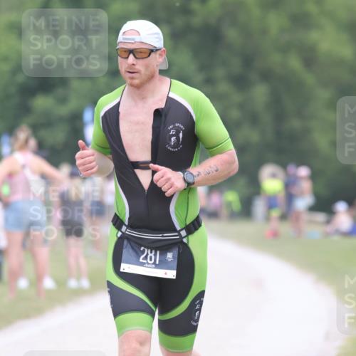 22.06.2025 - Viking Triathlon H.Heesch http://msf.ph/oto/8108765 22.06.2025 14:36:16 Laufen 281, 319 meine-sportfotos.de