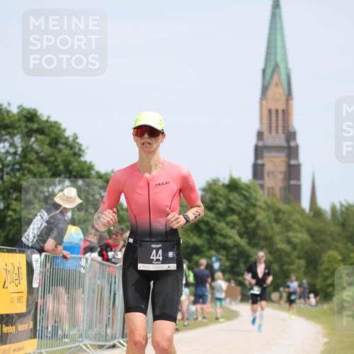 22.06.2025 - Viking Triathlon H.Heesch http://msf.ph/oto/8108768 22.06.2025 14:06:44 Laufen 44 meine-sportfotos.de