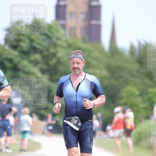 22.06.2025 - Viking Triathlon H.Heesch http://msf.ph/oto/8108817 22.06.2025 14:07:03 Laufen 114, 150, 376 meine-sportfotos.de