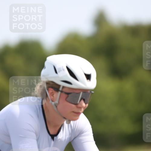 22.06.2025 - Viking Triathlon Yannick Fuchs http://msf.ph/oto/8108865 22.06.2025 11:32:51 Radfahren 89, 115, 128, 291, 309 meine-sportfotos.de