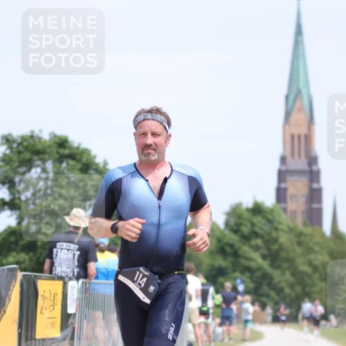 22.06.2025 - Viking Triathlon H.Heesch http://msf.ph/oto/8108899 22.06.2025 14:07:06 Laufen 114, 150, 376 meine-sportfotos.de