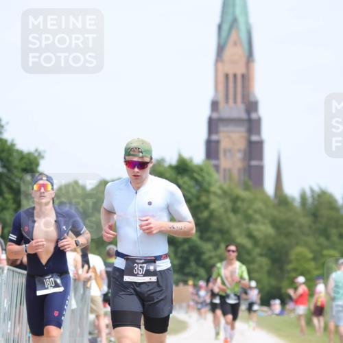 22.06.2025 - Viking Triathlon H.Heesch http://msf.ph/oto/8108980 22.06.2025 14:07:33 Laufen 46, 180, 220, 357 meine-sportfotos.de