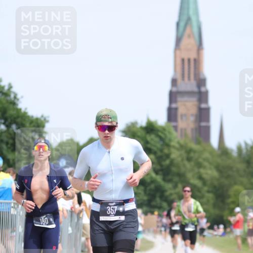 22.06.2025 - Viking Triathlon H.Heesch http://msf.ph/oto/8108988 22.06.2025 14:07:33 Laufen 46, 180, 220, 357 meine-sportfotos.de