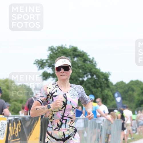 22.06.2025 - Viking Triathlon H.Heesch http://msf.ph/oto/8109051 22.06.2025 14:37:27 Laufen 7, 175 meine-sportfotos.de