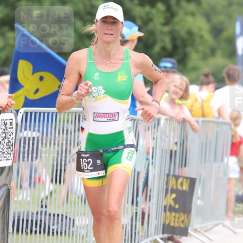 22.06.2025 - Viking Triathlon H.Heesch http://msf.ph/oto/8109222 22.06.2025 14:37:53 Laufen 162 meine-sportfotos.de
