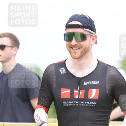 22.06.2025 - Viking Triathlon H.Heesch http://msf.ph/oto/8109246 22.06.2025 14:43:41 Laufen 133, 349, 394, 531 meine-sportfotos.de